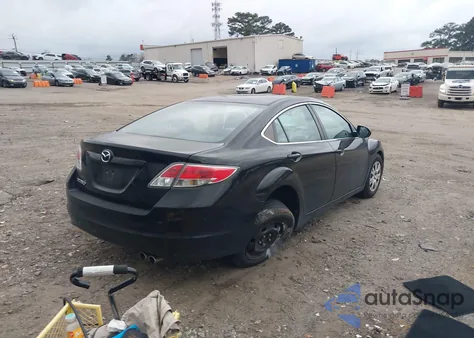 2010 Mazda Mazda6 I Sport z USA, uszkodzony, nr VIN 1YVHZ8BH4A5M33734